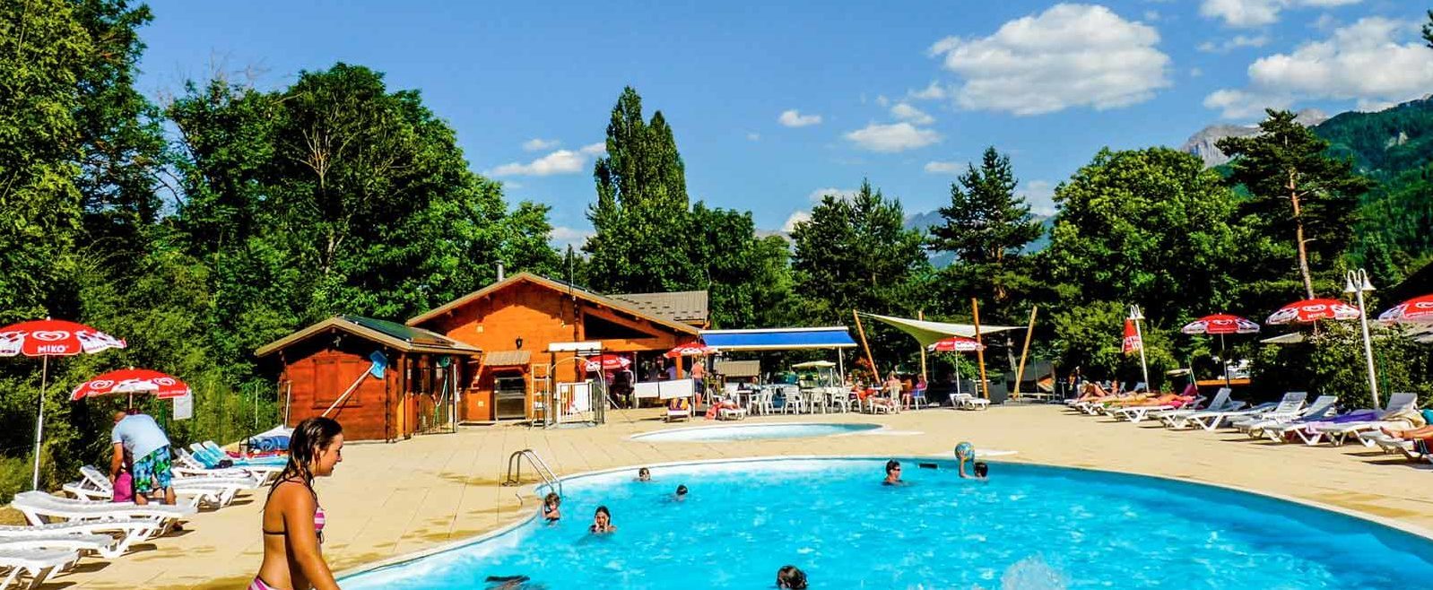 camping alpes sud avec piscine