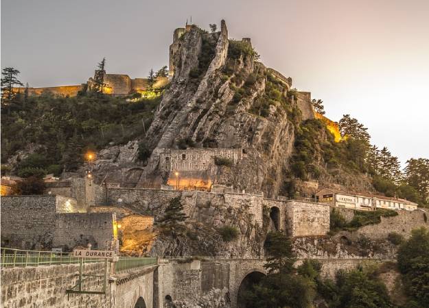 visiter sisteron