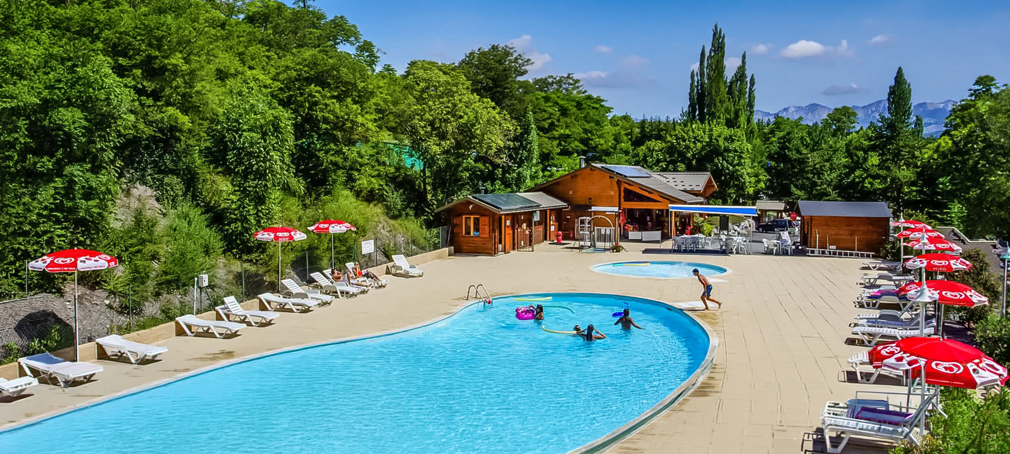 location camping snack piscine alpes