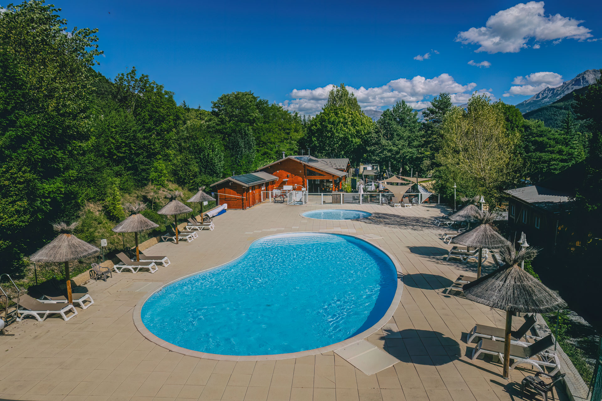 camping piscine alpes de haute provence